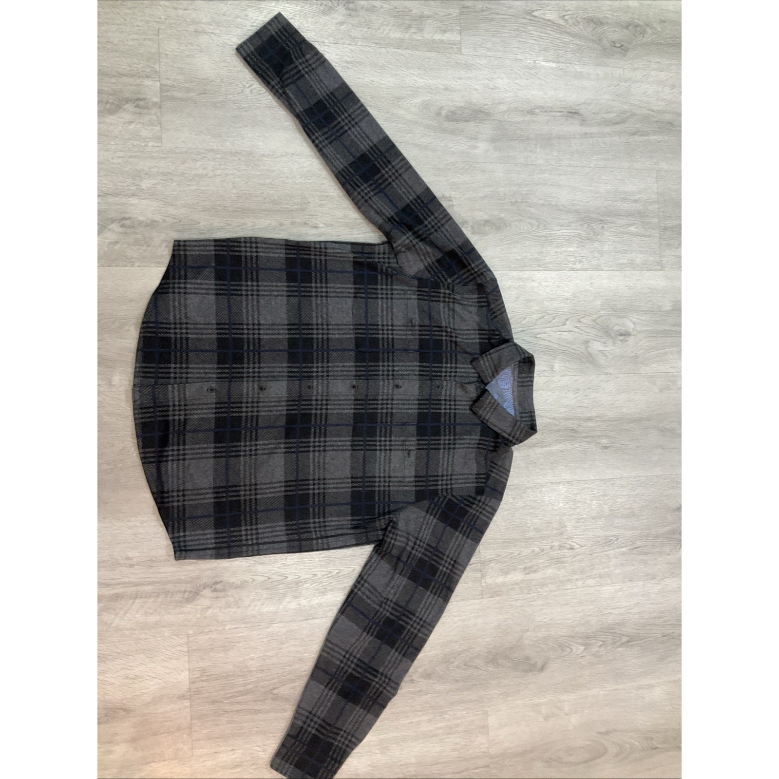 Tommy Bahama Men's Xl Blue And Gray Plaid Flannel Shirt Cotton, Long Sleeve